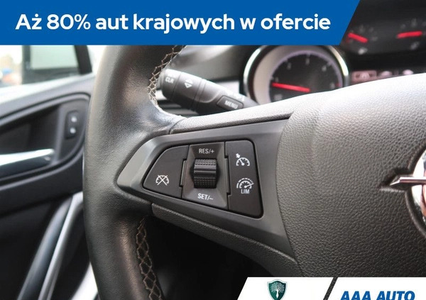 Opel Astra cena 38000 przebieg: 171466, rok produkcji 2017 z Wolbrom małe 326